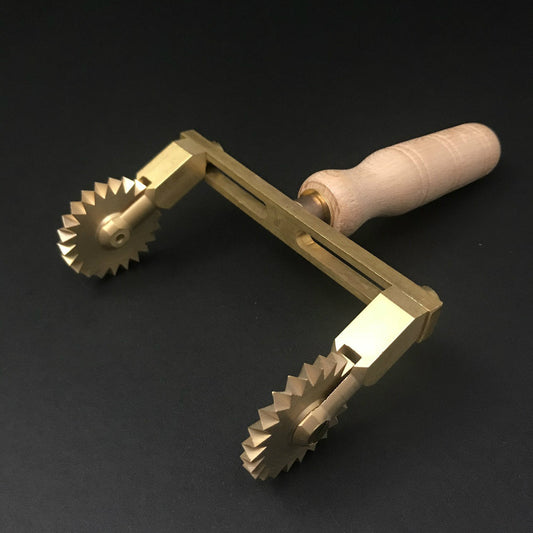 La Gondola | Double Adjustable Pasta Wheel | Fluted