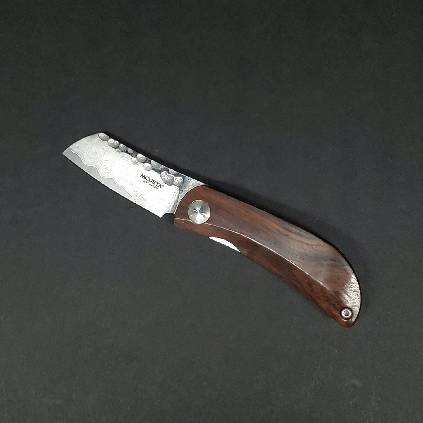 MCUSTA | Petit | Ironwood