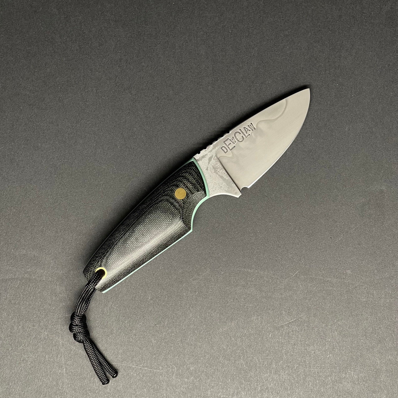 Dewclaw | 2.75" Skinner | Black Canvas & Tiffany Blue