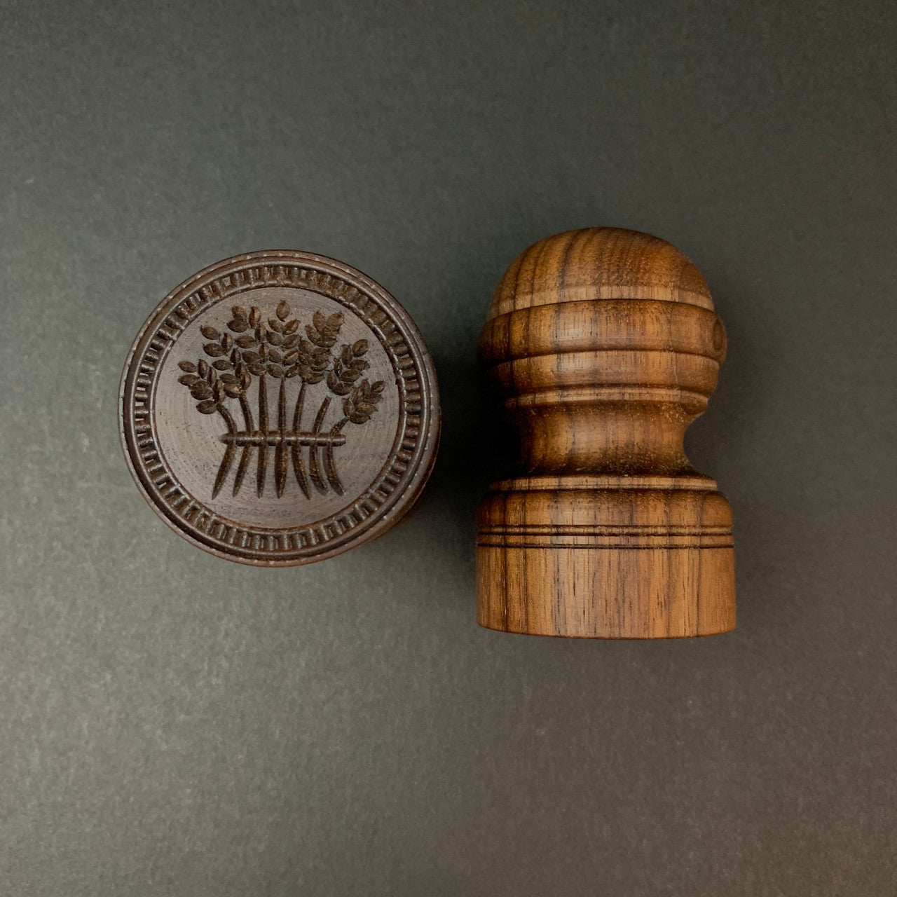 Wooden Essentials | Corzetti Stamp | Walnut