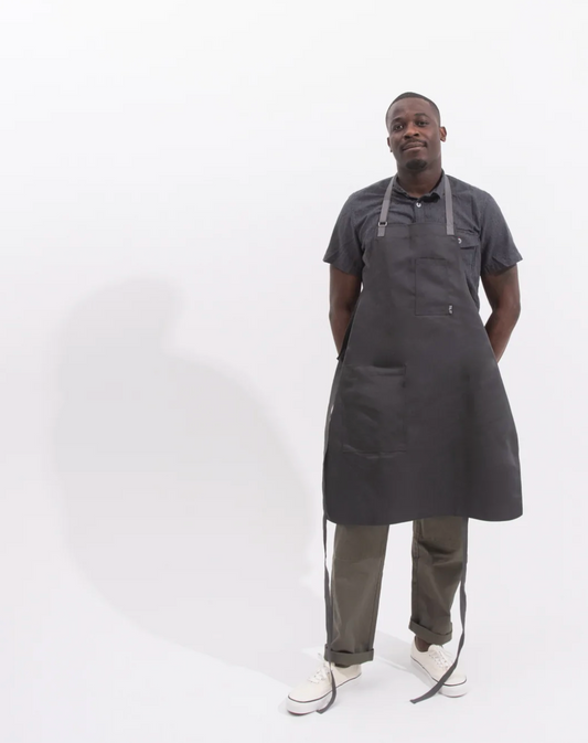 Tilit | Wrinkle Free Apron | Charcoal