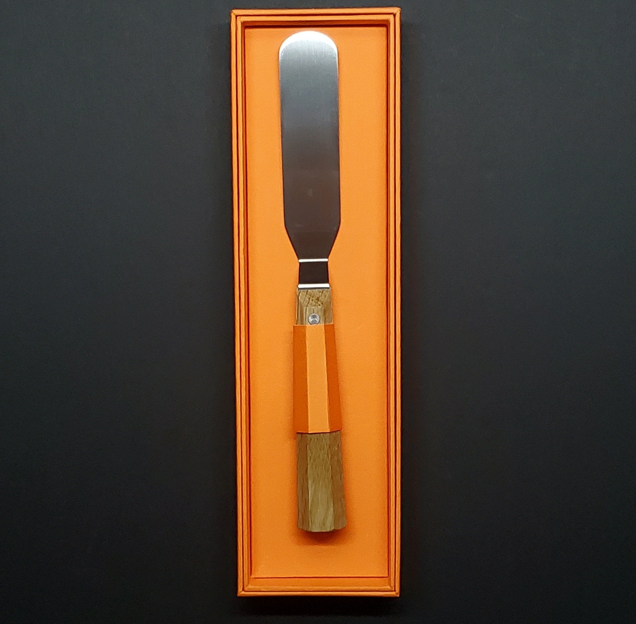Gestura | Offset Spatula | Esa – Coutelier